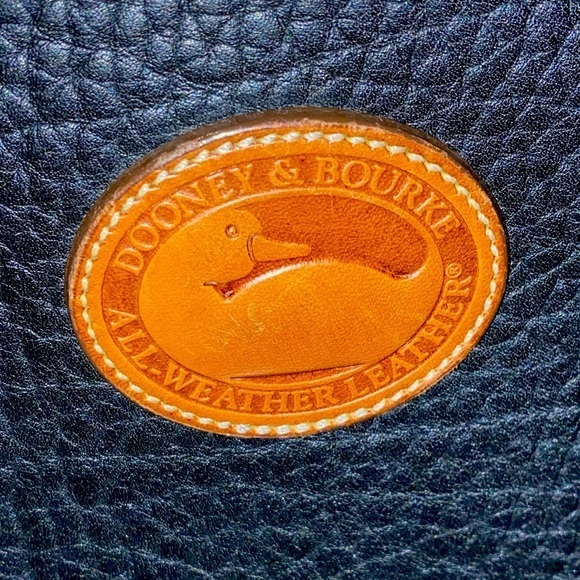 Dooney & Bourke Crossbody Bag - Picture 2 of 9
